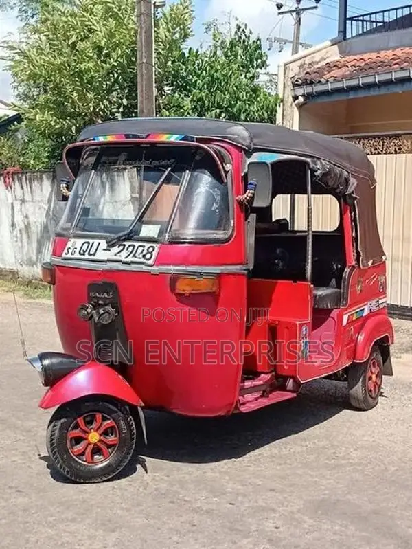 Bajaj RE 2009