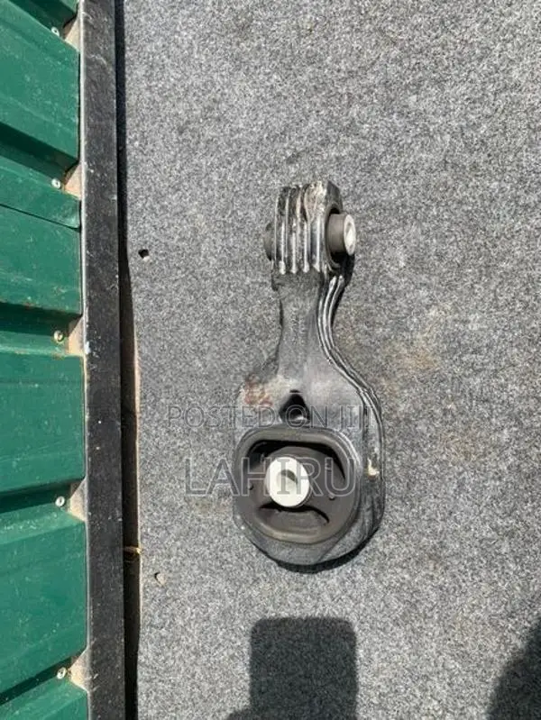 Honda Vezel Gearbox Mount