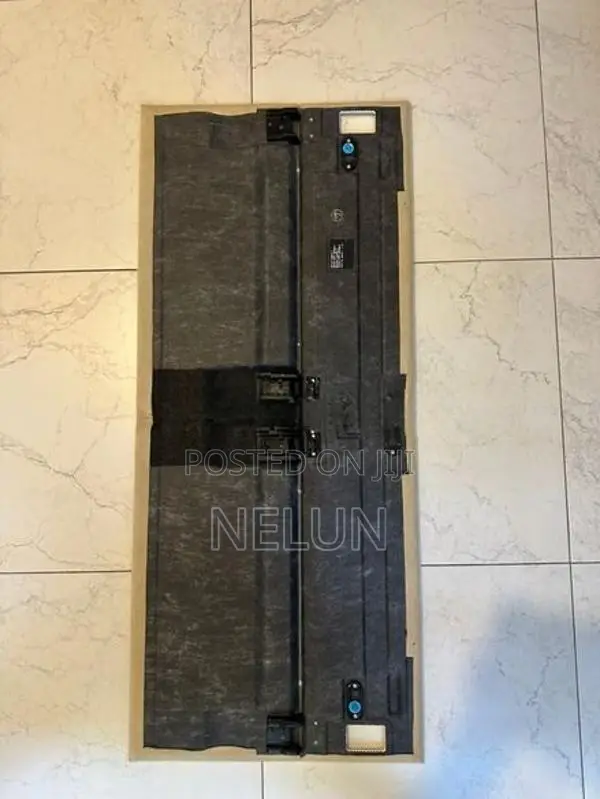PRADO 150 THIRD ROW BACK BOARD