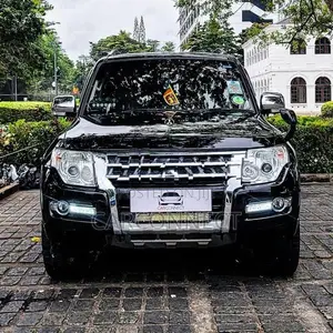 Mitsubishi Montero GLX 2014