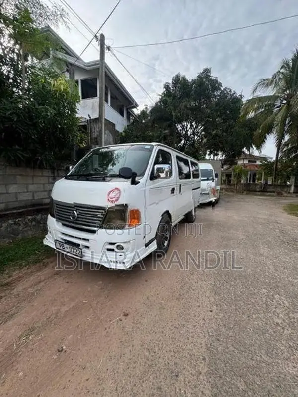 Nissan Caravan 2006