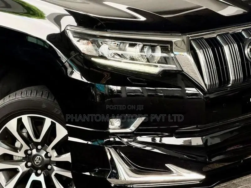Toyota Land Cruiser Prado 150 Tx 2023
