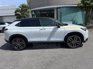 Honda Vezel Z PLAY MOON ROOF 2026