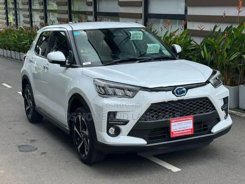 Toyota Raize Z Hybrid 2025