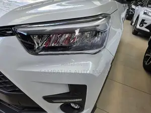 Toyota Raize Z HYBRID BLIND SPOT 2026