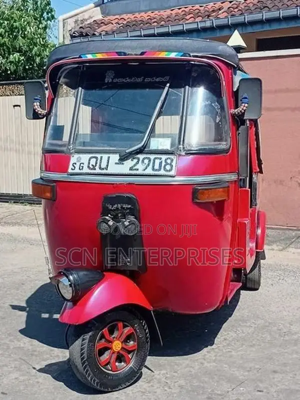 Bajaj RE 2009