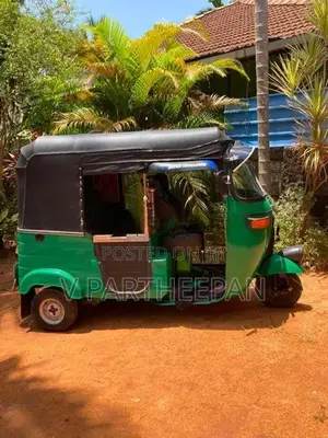 Bajaj RE 2004