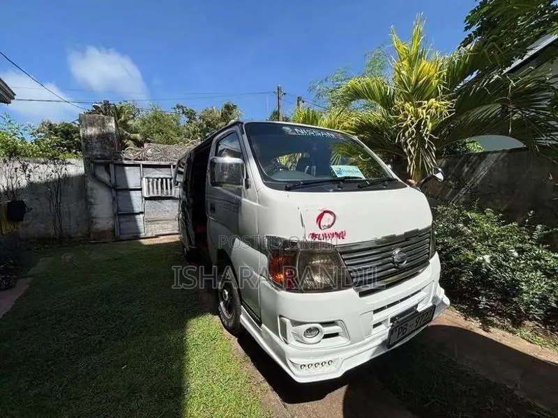 Nissan Caravan 2006