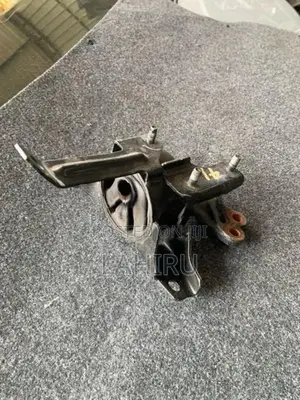 Suzuki Wagon R Engine Mount