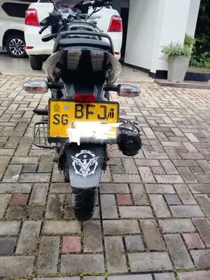 Bajaj Pulsar 150 2017