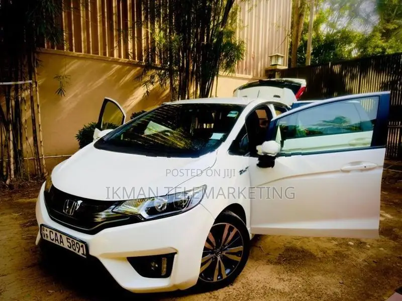 Honda Fit GP5 S Grade 2014