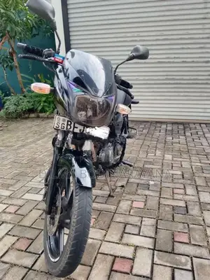 Bajaj Pulsar 150 2017
