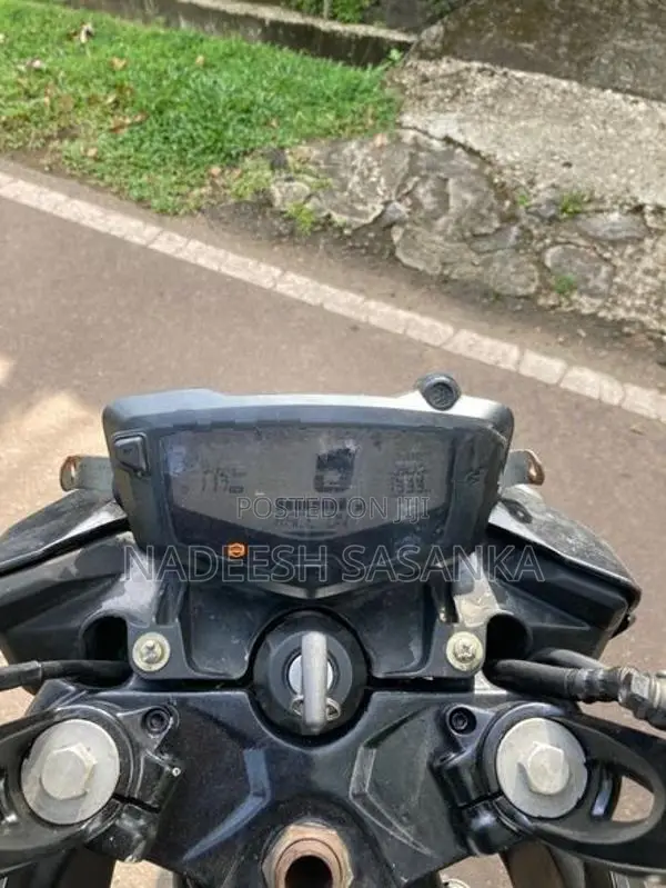 TVS Apache RTR 200 2017