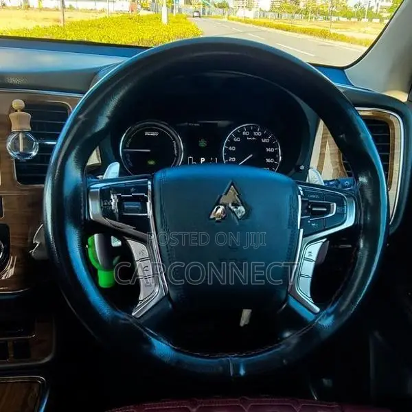 Mitsubishi Outlander PHEV Premium 2015