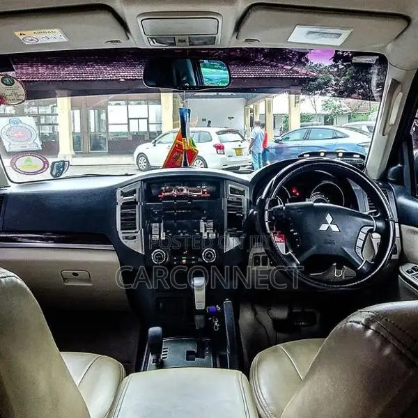 Mitsubishi Montero GLX 2014