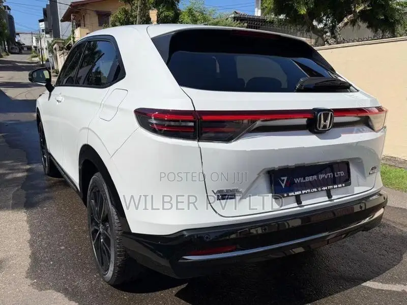 Honda Vezel RS PREMIUM 10SP 4WAY 2026