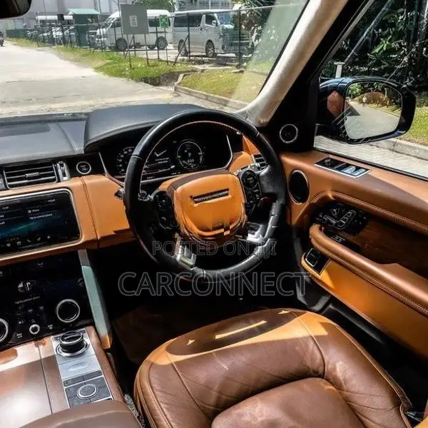 Land Rover Range LWB COMFORT+ 2019