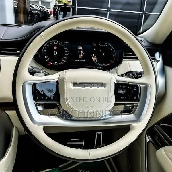 Land Rover Range LWB Pure Petrol 2025
