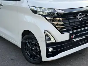 Nissan ROOX HIGHWAY STAR X Urban Chrome 2024