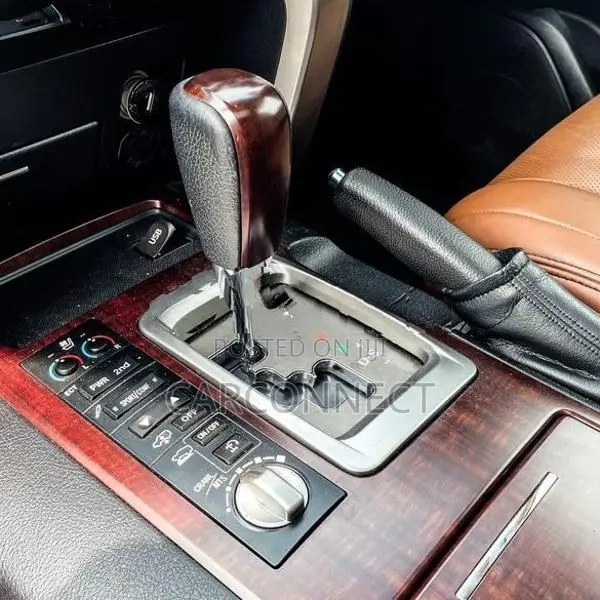 Toyota Land Cruiser Sahara ZX V8 2015