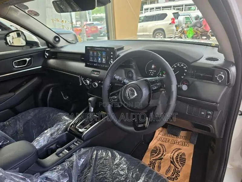 Honda Vezel Z PREMIUM 10 SPEAKER 2026