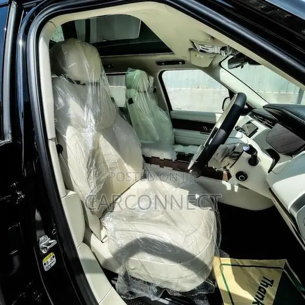 Land Rover Range LWB Pure Petrol 2025