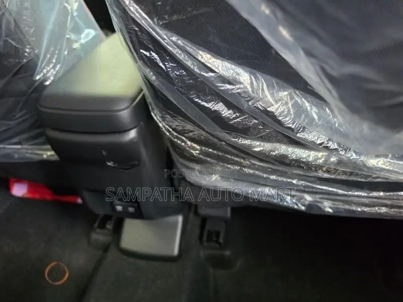 Toyota Raize Z HYBRID BLIND SPOT 2026