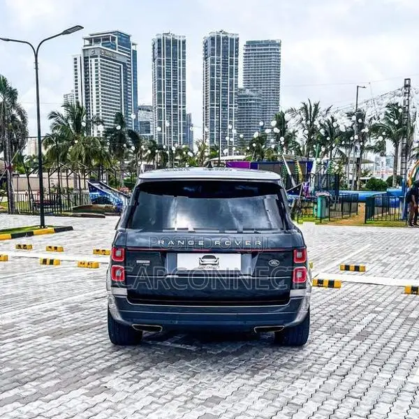 Land Rover Range LWB COMFORT+ 2019