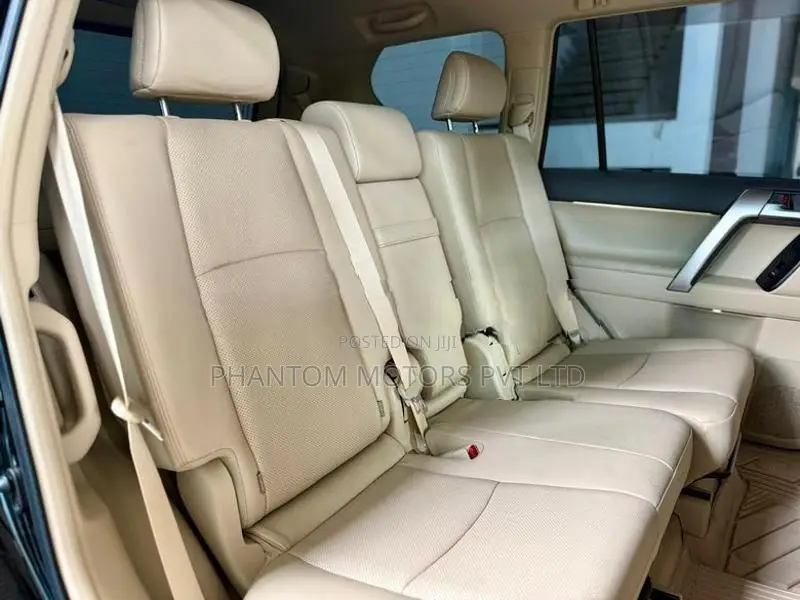 Toyota Land Cruiser Prado 150 Tx 2023