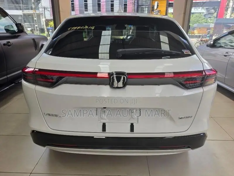 Honda Vezel Z PREMIUM 10 SPEAKER 2026