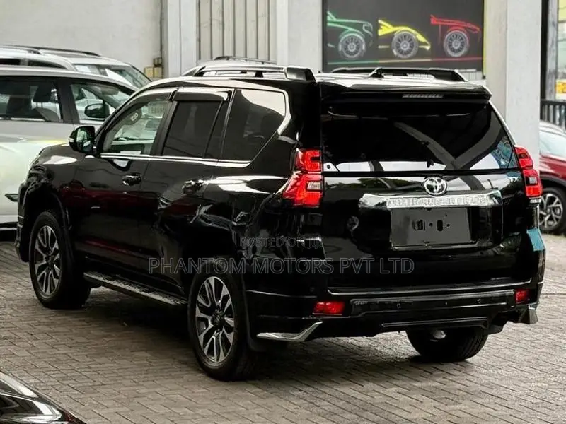 Toyota Land Cruiser Prado 150 Tx 2023