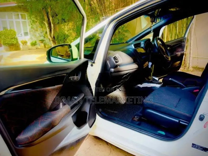 Honda Fit GP5 S Grade 2014