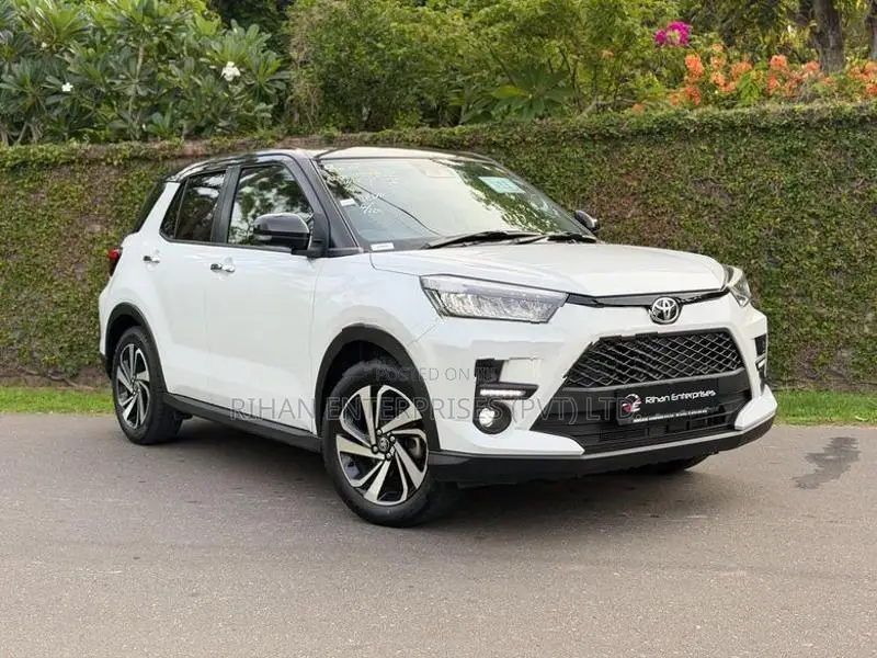 Toyota Raize Z 1000cc Turbo 4WD 2025