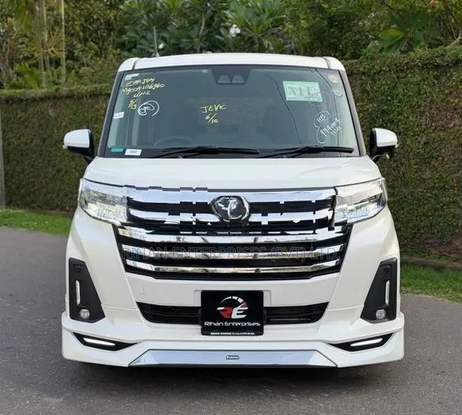 Toyota Roomy Custom G Body Kit 2024