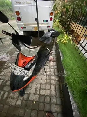 TVS Streak 2012