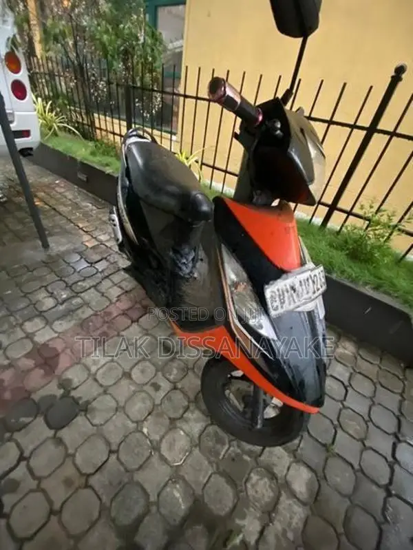 TVS Streak 2012