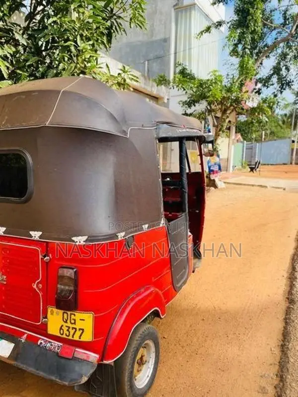 Bajaj RE Three Wheeler 2006