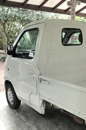 Suzuki Carry DA 52T 2001