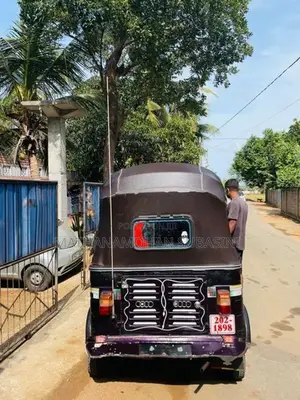 Bajaj RE 1998