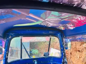 Bajaj RE 1998