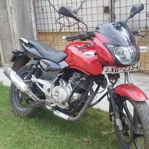 Bajaj Pulsar 150 2011