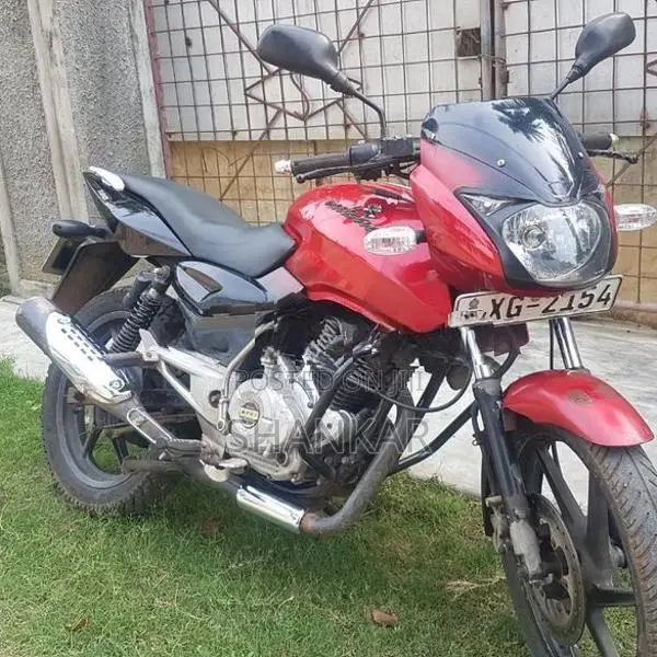 Bajaj Pulsar 150 2011