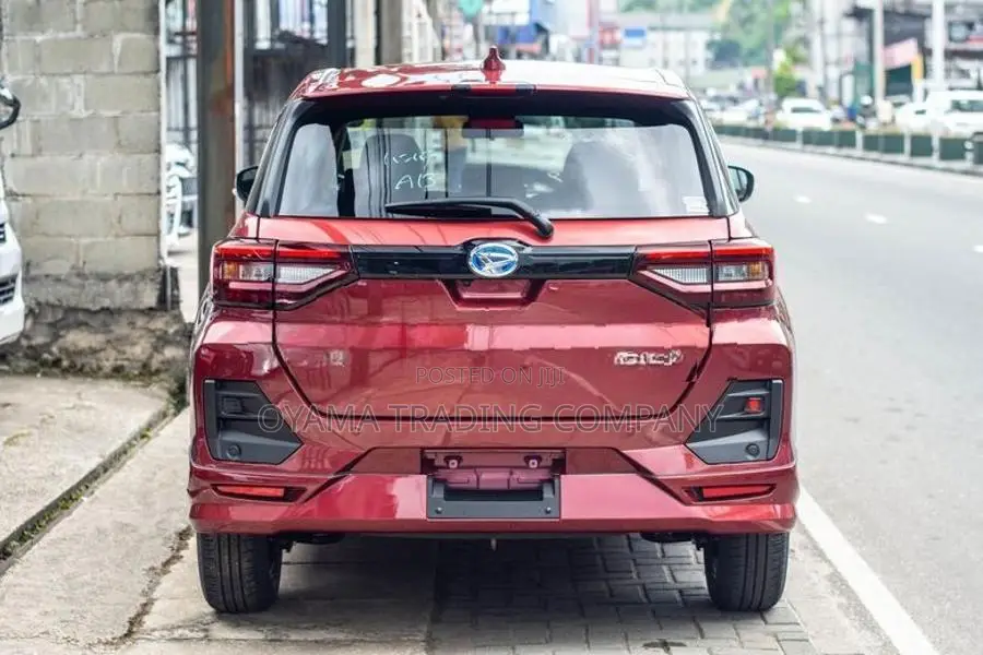 Daihatsu Rocky Premium G Hyb 2026