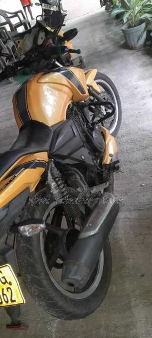TVS Apache RTR 2016