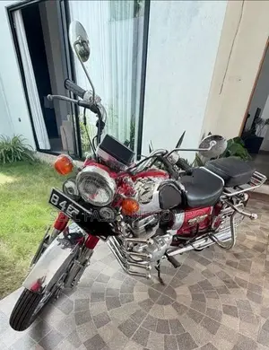 Honda CD 200 Road Master 1980