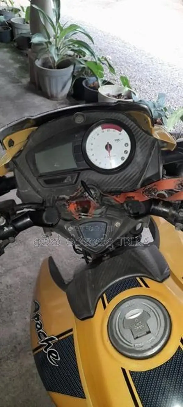 TVS Apache RTR 2016