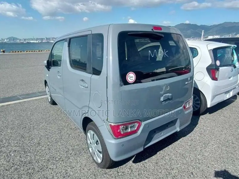 Suzuki Wagon R 2025