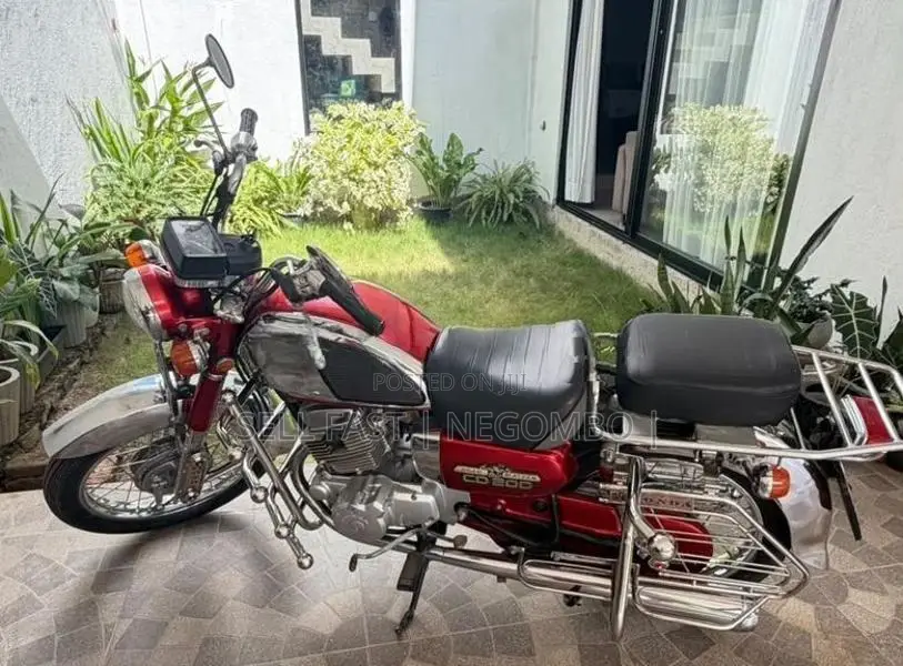 Honda CD 200 Road Master 1980