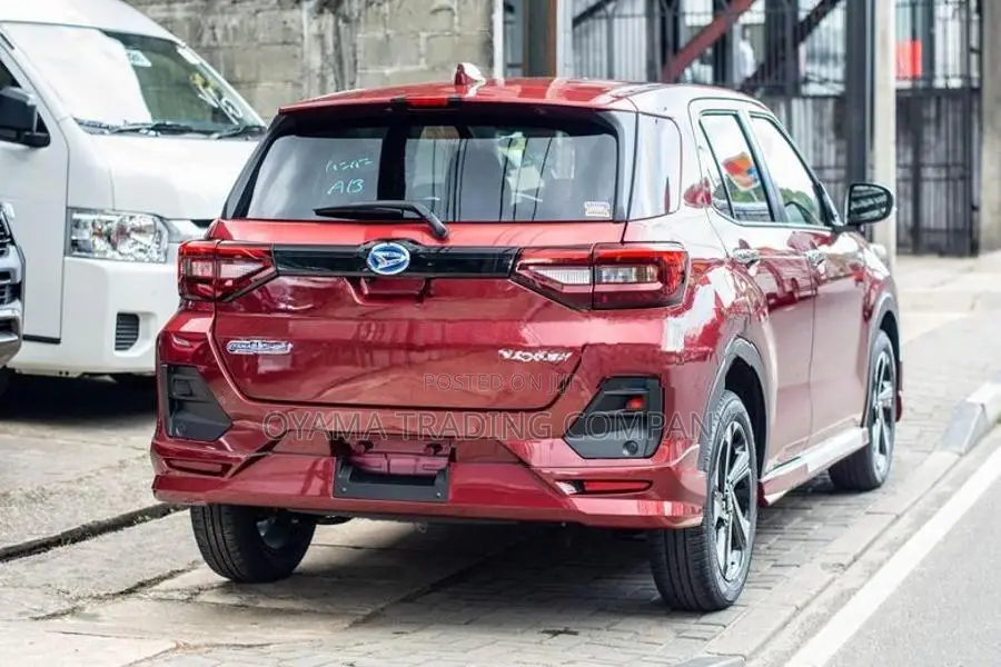 Daihatsu Rocky Premium G Hyb 2026