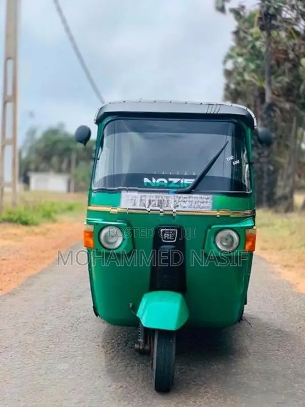 Bajaj RE 2014
